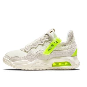 Nike Jordan MA4 size US W9 / M7 / EUR 40.5